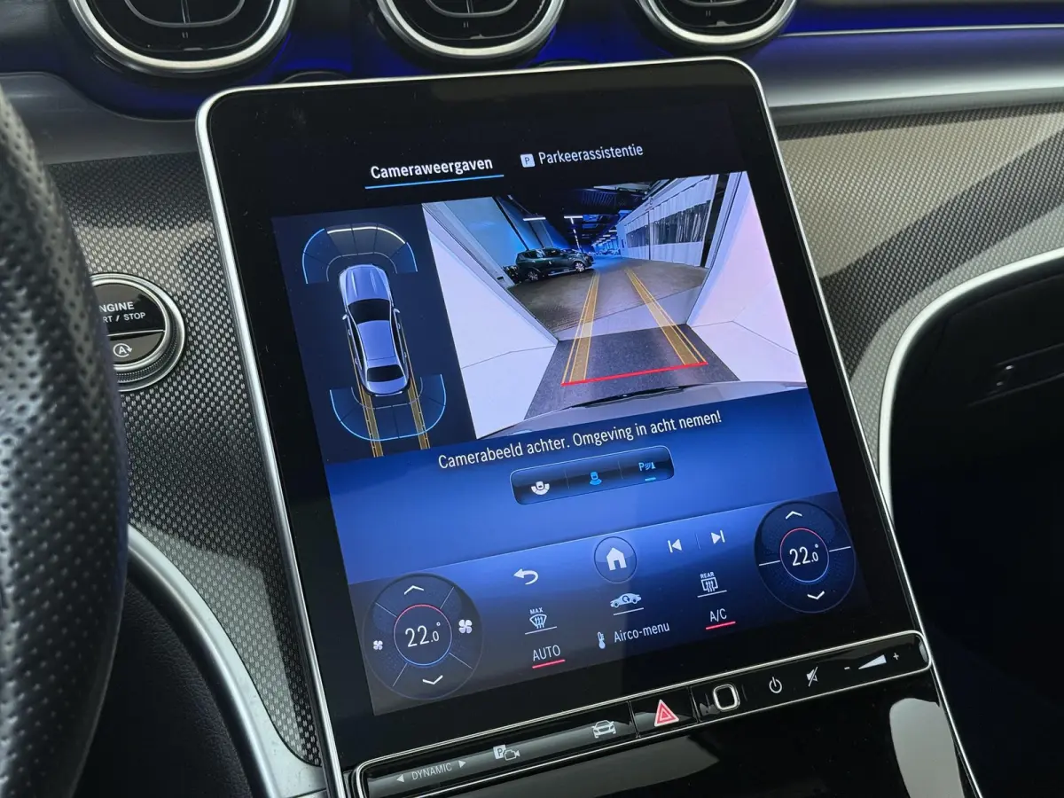 180 AMG Line /Panoramadak /Sfeerverlichting /19 Inch /Night-pakket /CarPlay