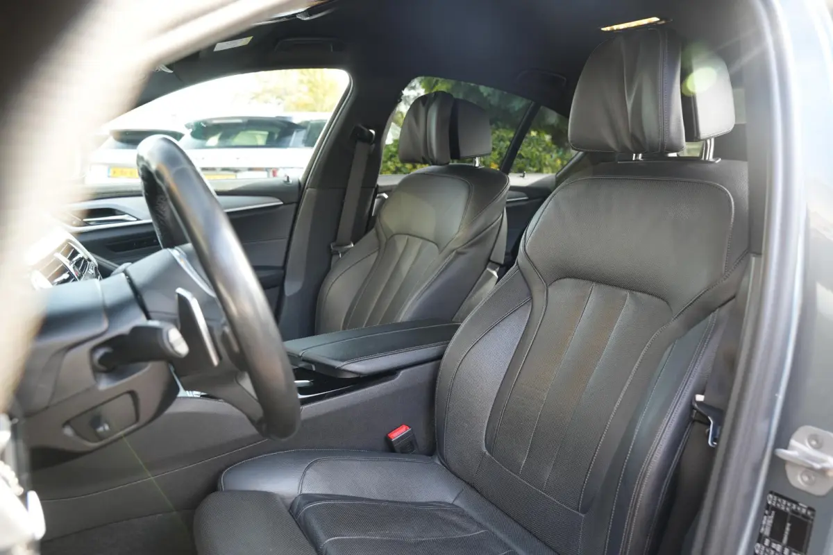 540i xDrive High Executive M Pakket Head Up CarPlay