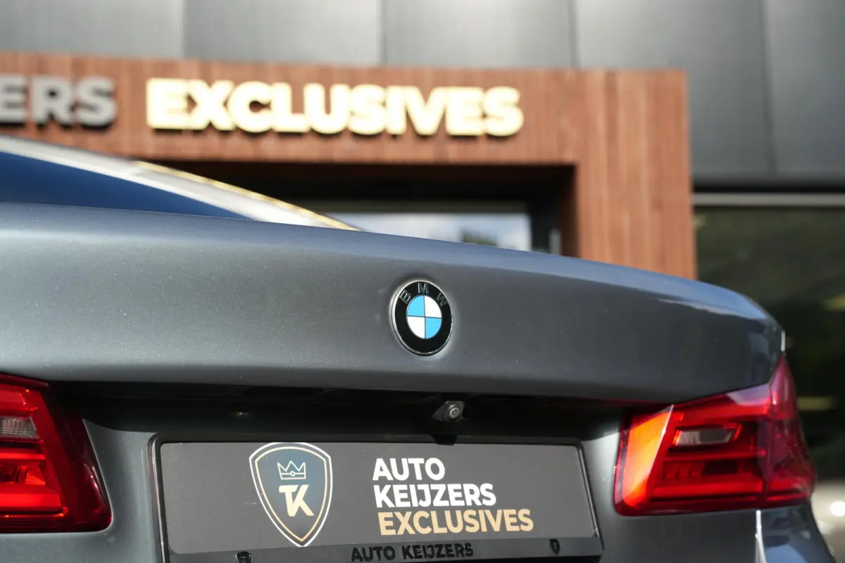 540i xDrive High Executive M Pakket Head Up CarPlay