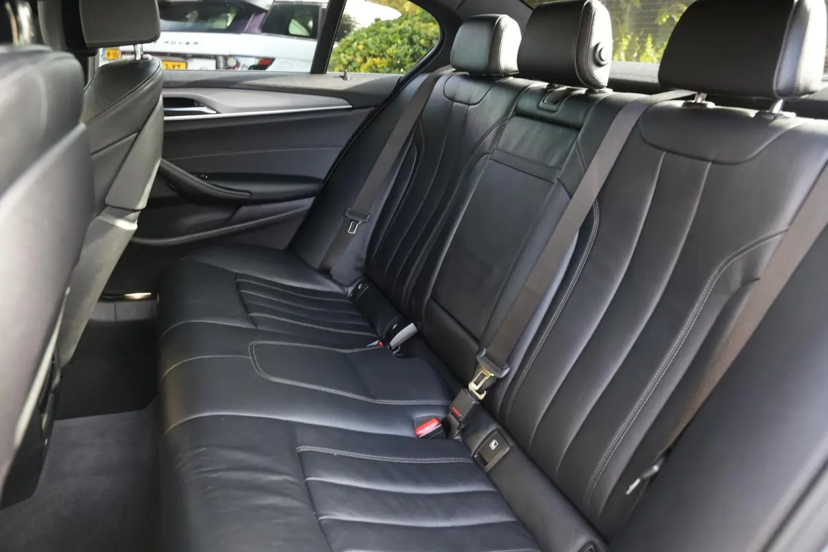 540i xDrive High Executive M Pakket Head Up CarPlay