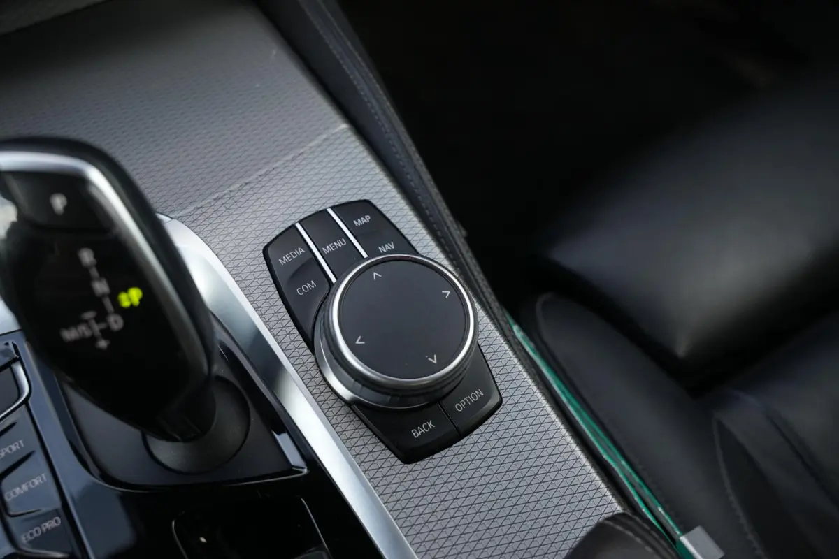 540i xDrive High Executive M Pakket Head Up CarPlay