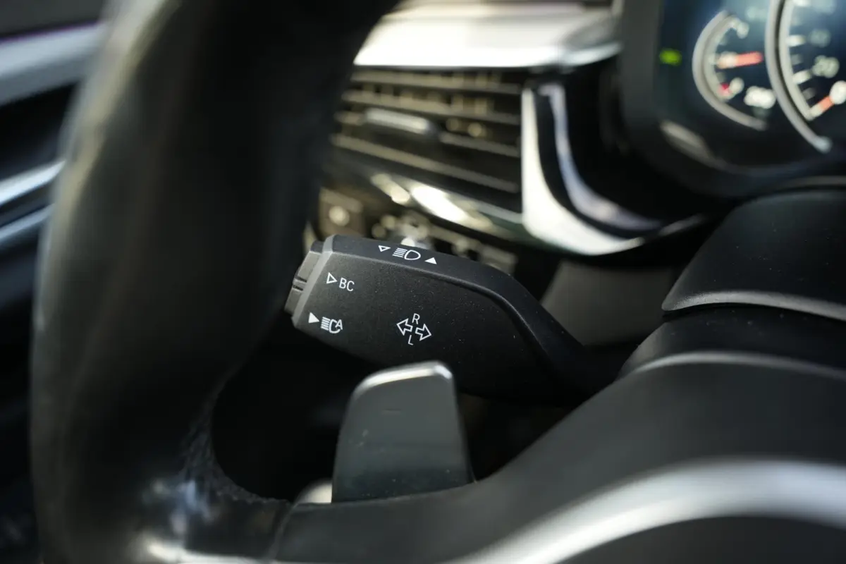 540i xDrive High Executive M Pakket Head Up CarPlay