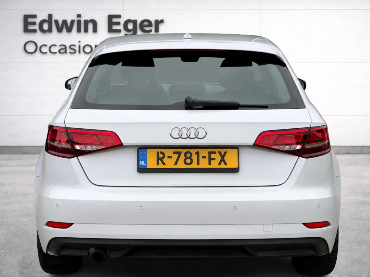 1.0 TFSI Pro Line | Navigatie | Aut. airco | Cruise control | Parkeersensoren