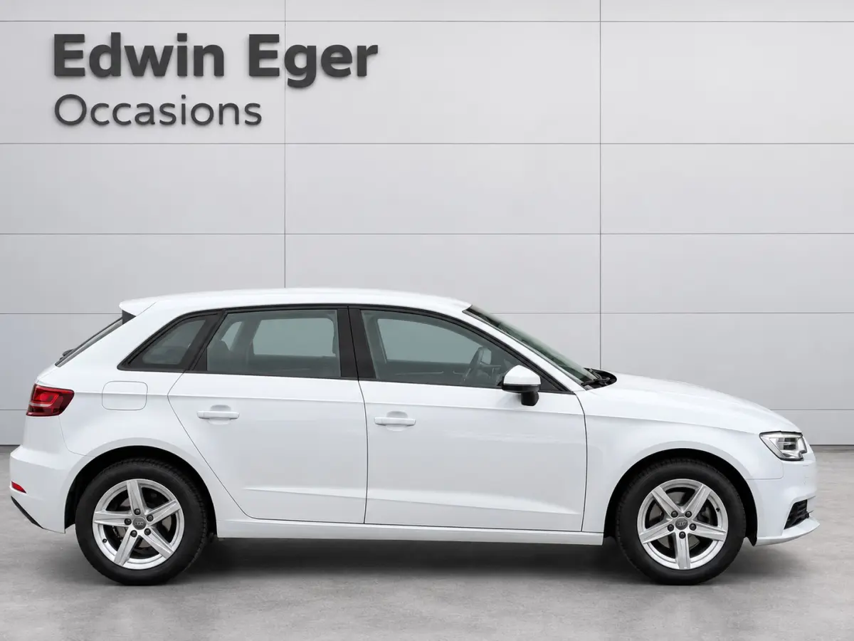 1.0 TFSI Pro Line | Navigatie | Aut. airco | Cruise control | Parkeersensoren