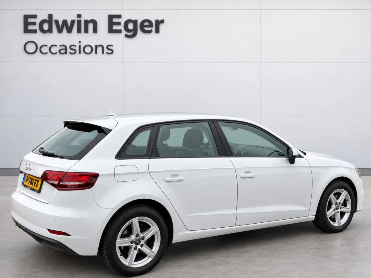 1.0 TFSI Pro Line | Navigatie | Aut. airco | Cruise control | Parkeersensoren