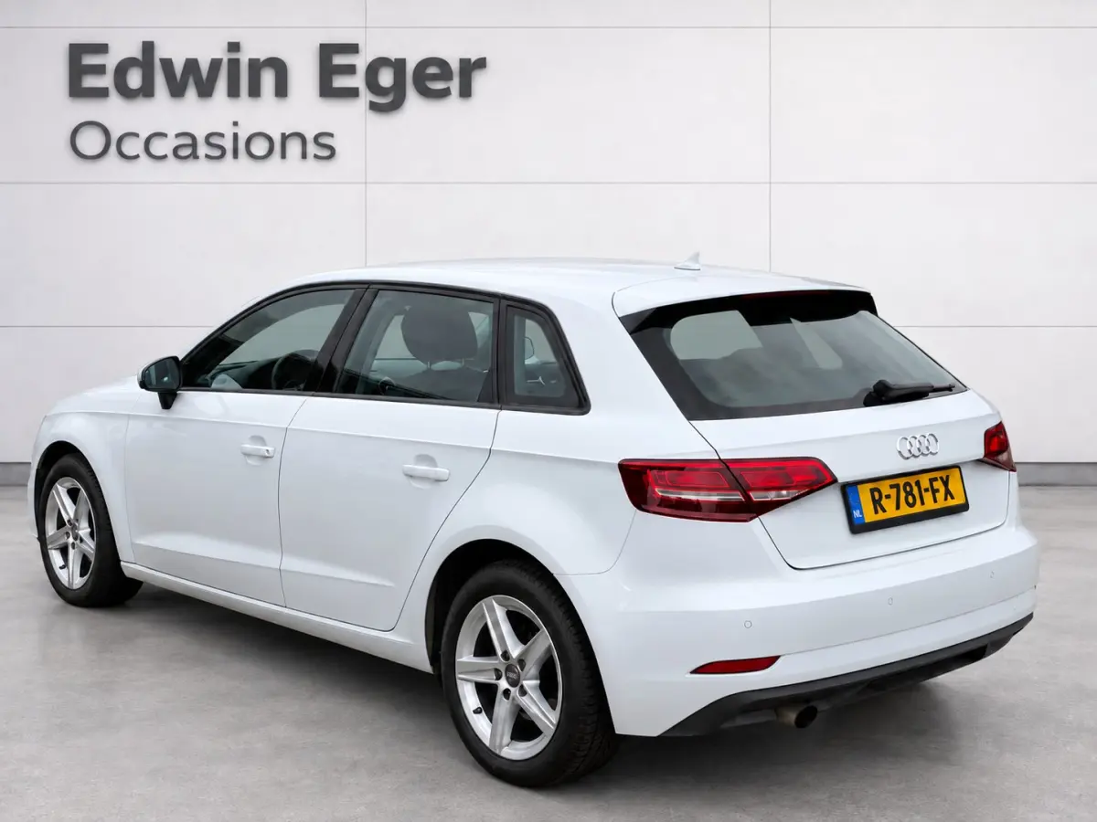 1.0 TFSI Pro Line | Navigatie | Aut. airco | Cruise control | Parkeersensoren
