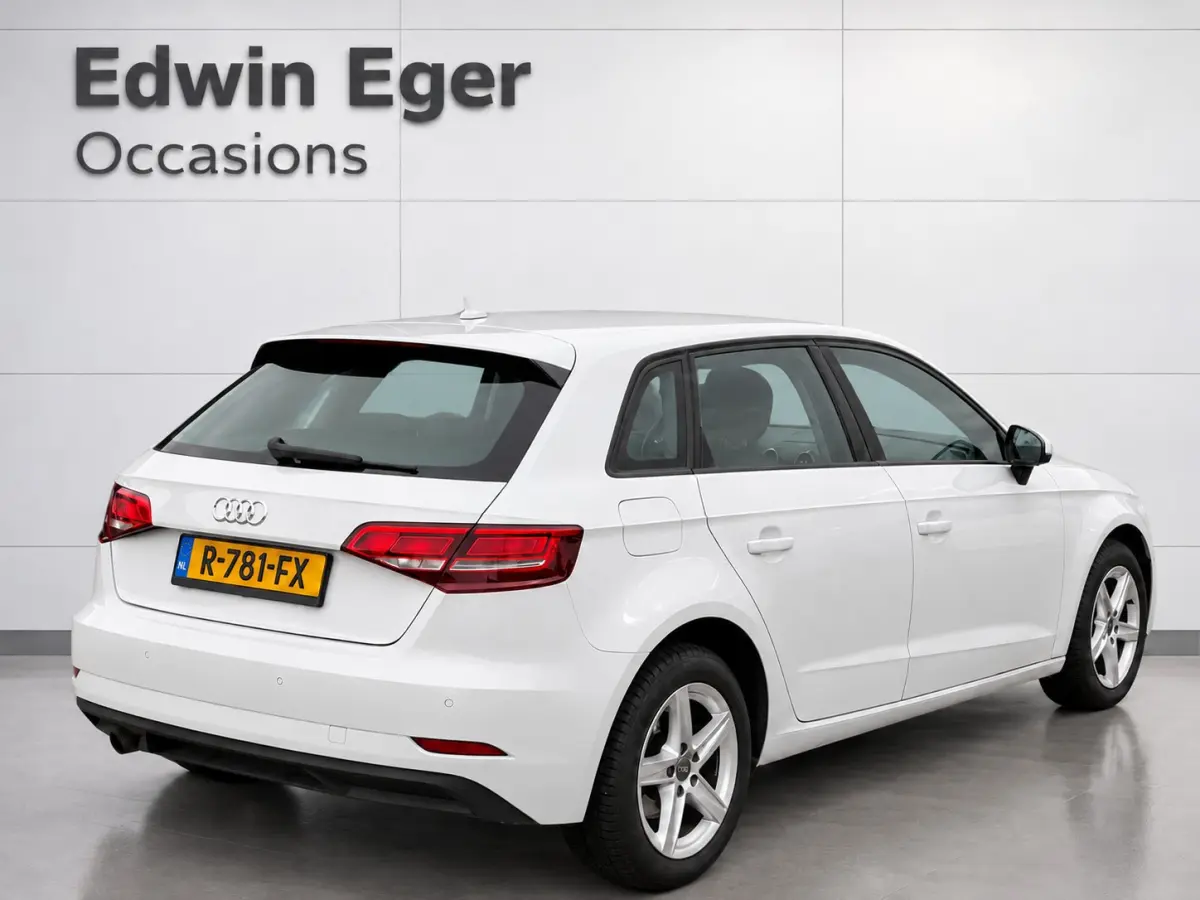 1.0 TFSI Pro Line | Navigatie | Aut. airco | Cruise control | Parkeersensoren