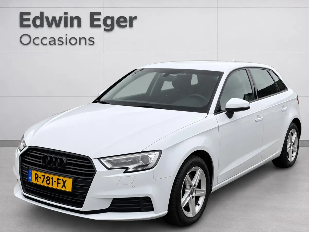 1.0 TFSI Pro Line | Navigatie | Aut. airco | Cruise control | Parkeersensoren