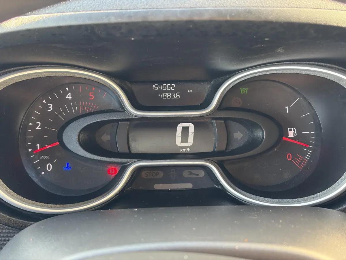 2.0 dCi 120 T29 L2H1*HAAK*CAM*A/C*CRUISE*NAVI*LED*