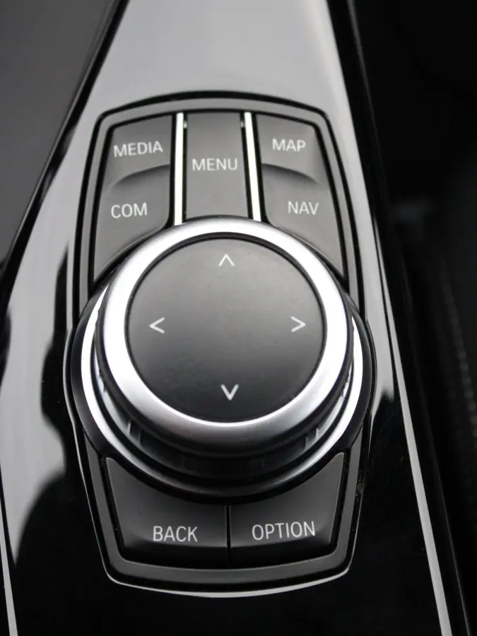 118i Sport Line Shadow LED I NAVI I CRUISE I DIGITALDASH I AUTOMAAT I 17INCH I