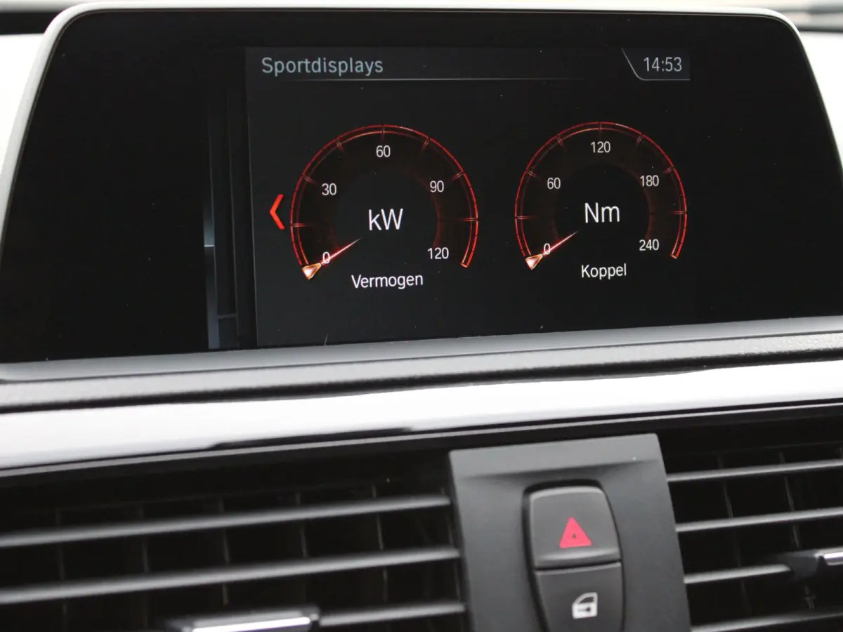 118i Sport Line Shadow LED I NAVI I CRUISE I DIGITALDASH I AUTOMAAT I 17INCH I