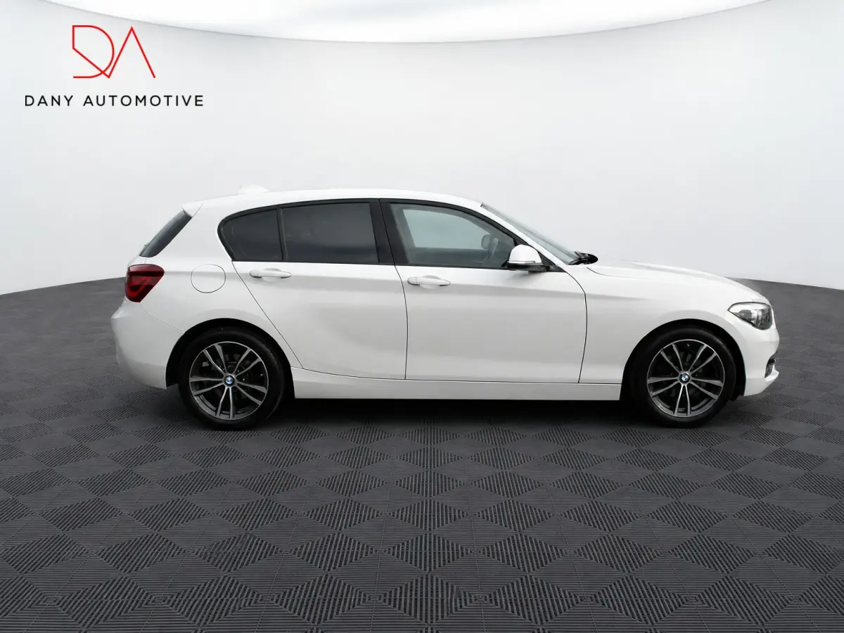 118i Sport Line Shadow LED I NAVI I CRUISE I DIGITALDASH I AUTOMAAT I 17INCH I