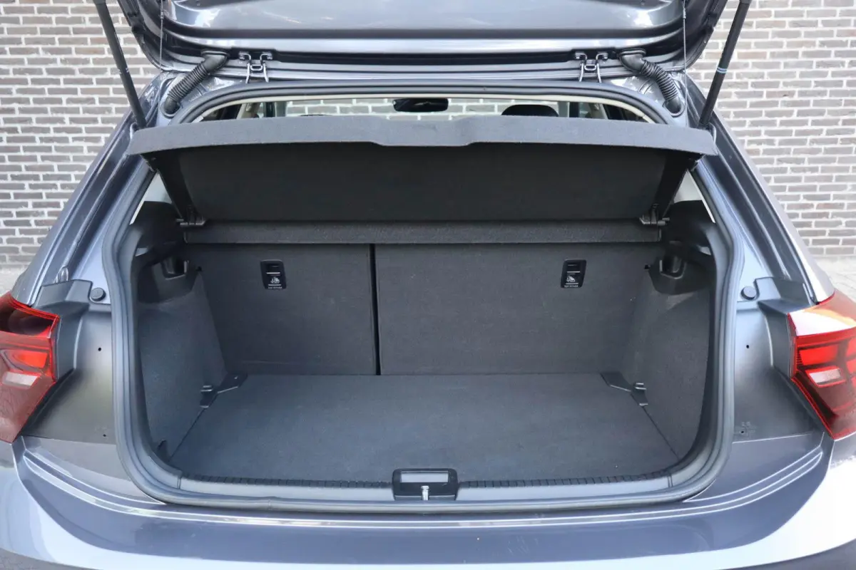 1.0 TSI 95pk DSG Life Edition | Trekhaak | All Season Banden | Navigatie