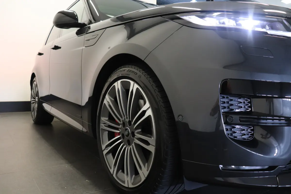 3.0 P550e Autobiography Black Pack | Massage | 23'' | 360 Camera | Pano | Meridian 3D | €119.900,-