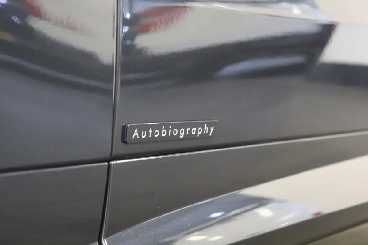 3.0 P550e Autobiography Black Pack | Massage | 23'' | 360 Camera | Pano | Meridian 3D | €119.900,-