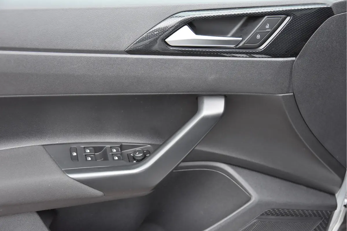 1.0 TSI Life LED virtueel-CP Carplay NAP 1e eigenaar
