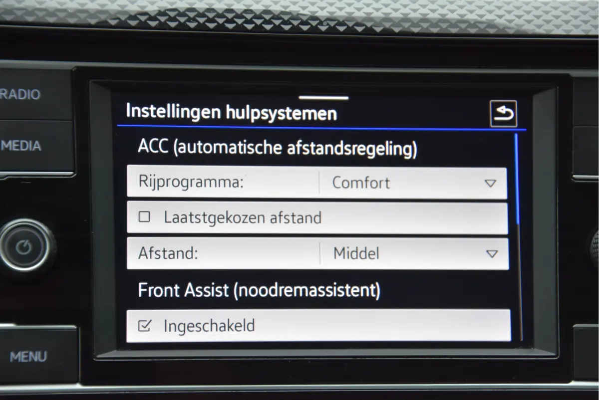 1.0 TSI Life LED virtueel-CP Carplay NAP 1e eigenaar