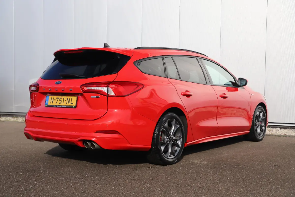 1.0 EcoBoost Hybrid ST Line X Business 125PK Navigatie Achteruitrijcamera Virtual Cockpit Navigatie Carplay Climate Cruise Control
