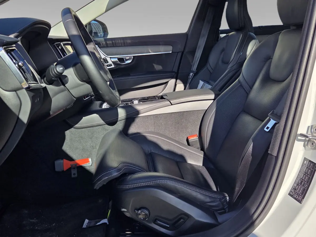 2.0 T8 Plug-in hybrid AWD Ultra Dark | Full Option! | Bowers&Wilkins | Trekhaak | 360 Cam | Pano | Massage/ventilatie