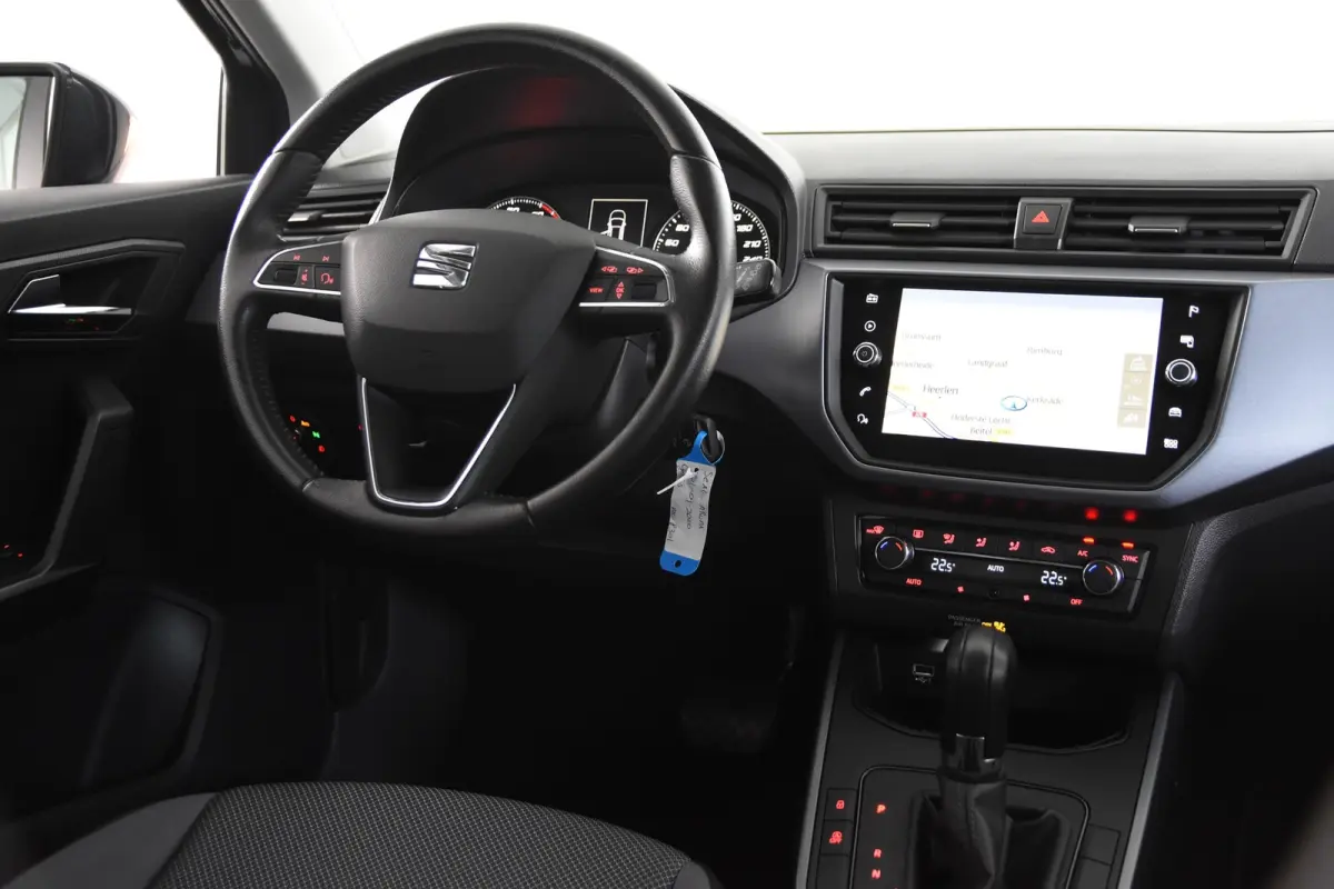 1.0 TSI DSG *1ste Eigenaar*Navigatie*Carplay*PDC*