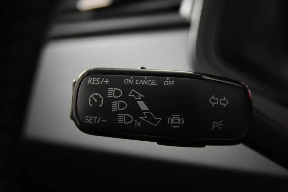 1.0 TSI DSG *1ste Eigenaar*Navigatie*Carplay*PDC*