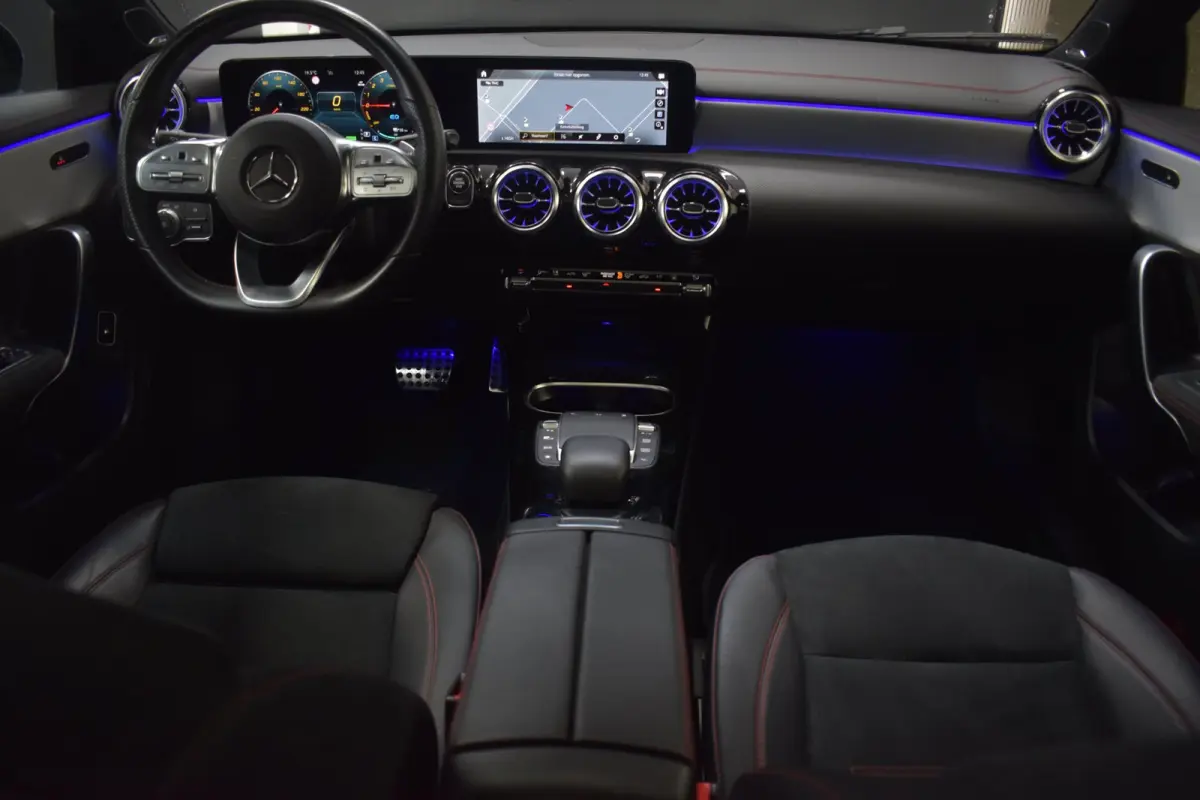 250 e AMG 218pk | CLA 45 AMG | BURMESTER | PANODAK | CAMERA