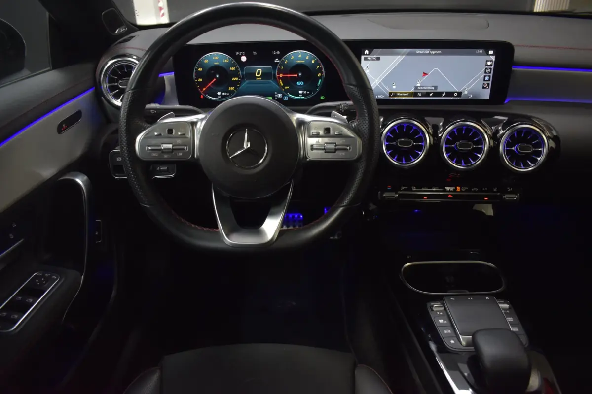 250 e AMG 218pk | CLA 45 AMG | BURMESTER | PANODAK | CAMERA