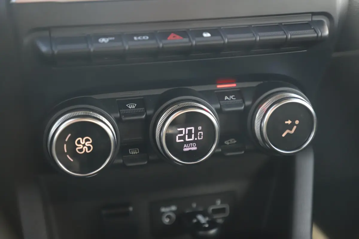 1.0 TCe Business Zen Navigatie Climate Cruise Control Carplay Rijstrooksensor Parkeersensor