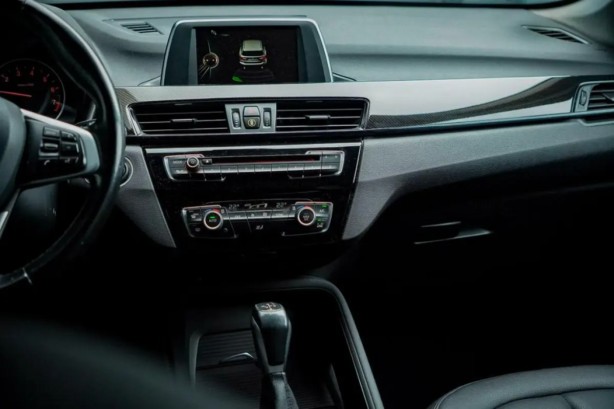 sDrive20i Centennial Executive / Aut / Trekhaak / Leder