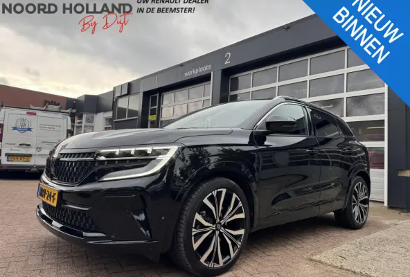 1.2 E-Tech full hybrid 200 Iconic+Harman Kardon!!