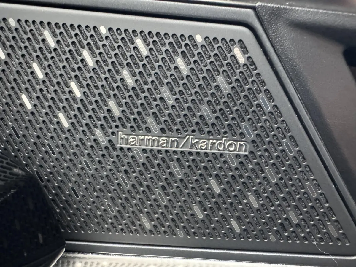 1.2 E-Tech full hybrid 200 Iconic+Harman Kardon!!