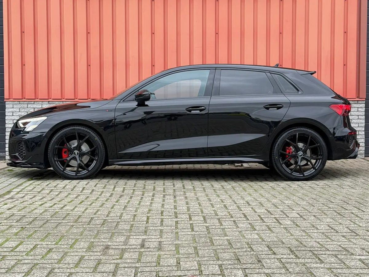 35 TFSI 3x S-Line Carplay PDC ACC DAB 19"RS
