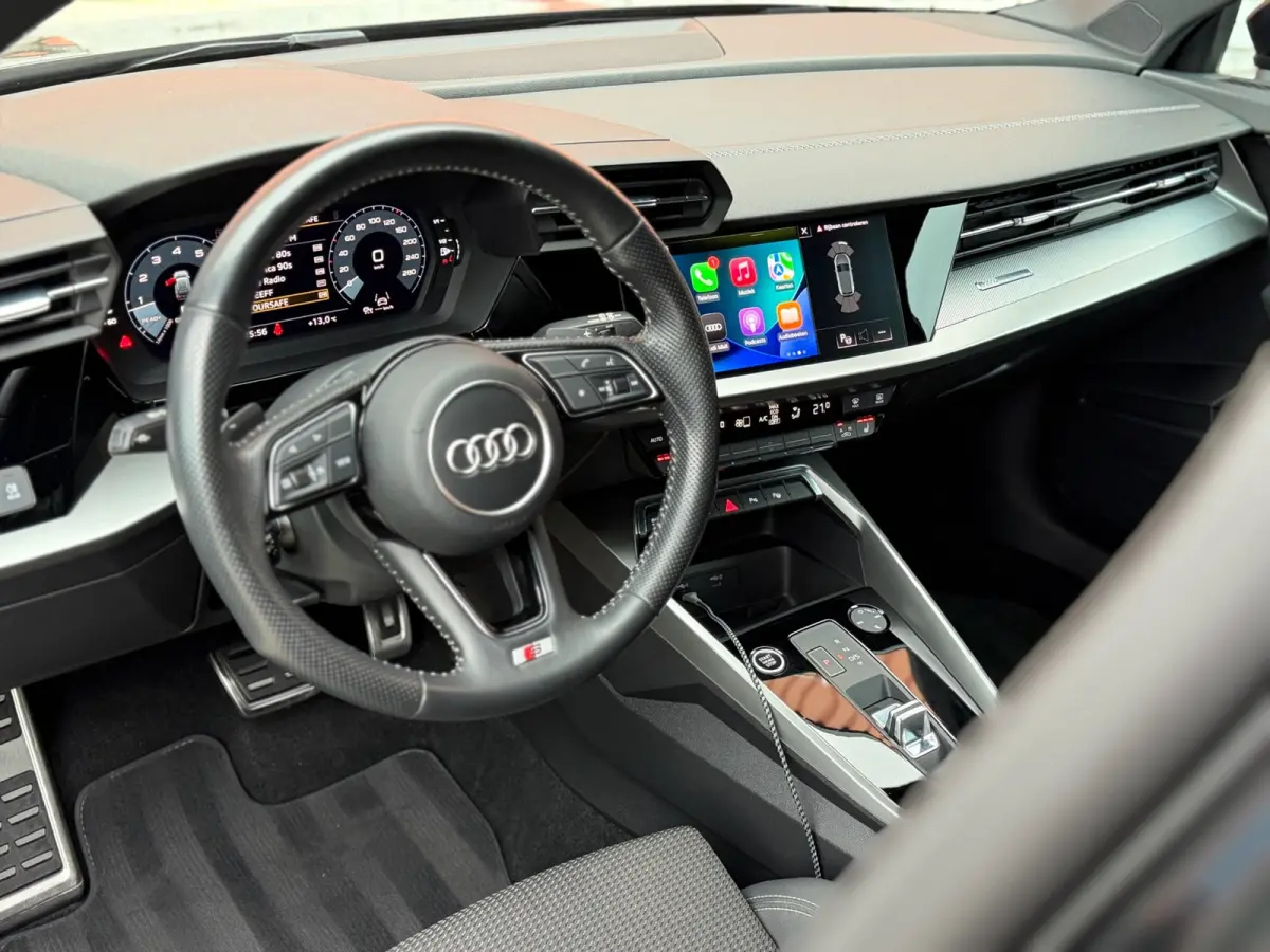 35 TFSI 3x S-Line Carplay PDC ACC DAB 19"RS