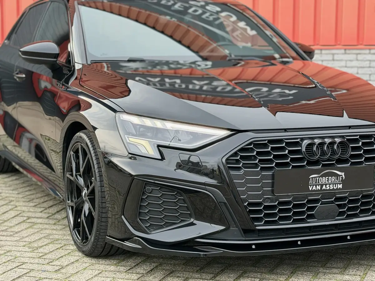 35 TFSI 3x S-Line Carplay PDC ACC DAB 19"RS
