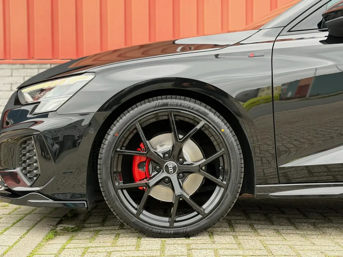 35 TFSI 3x S-Line Carplay PDC ACC DAB 19"RS