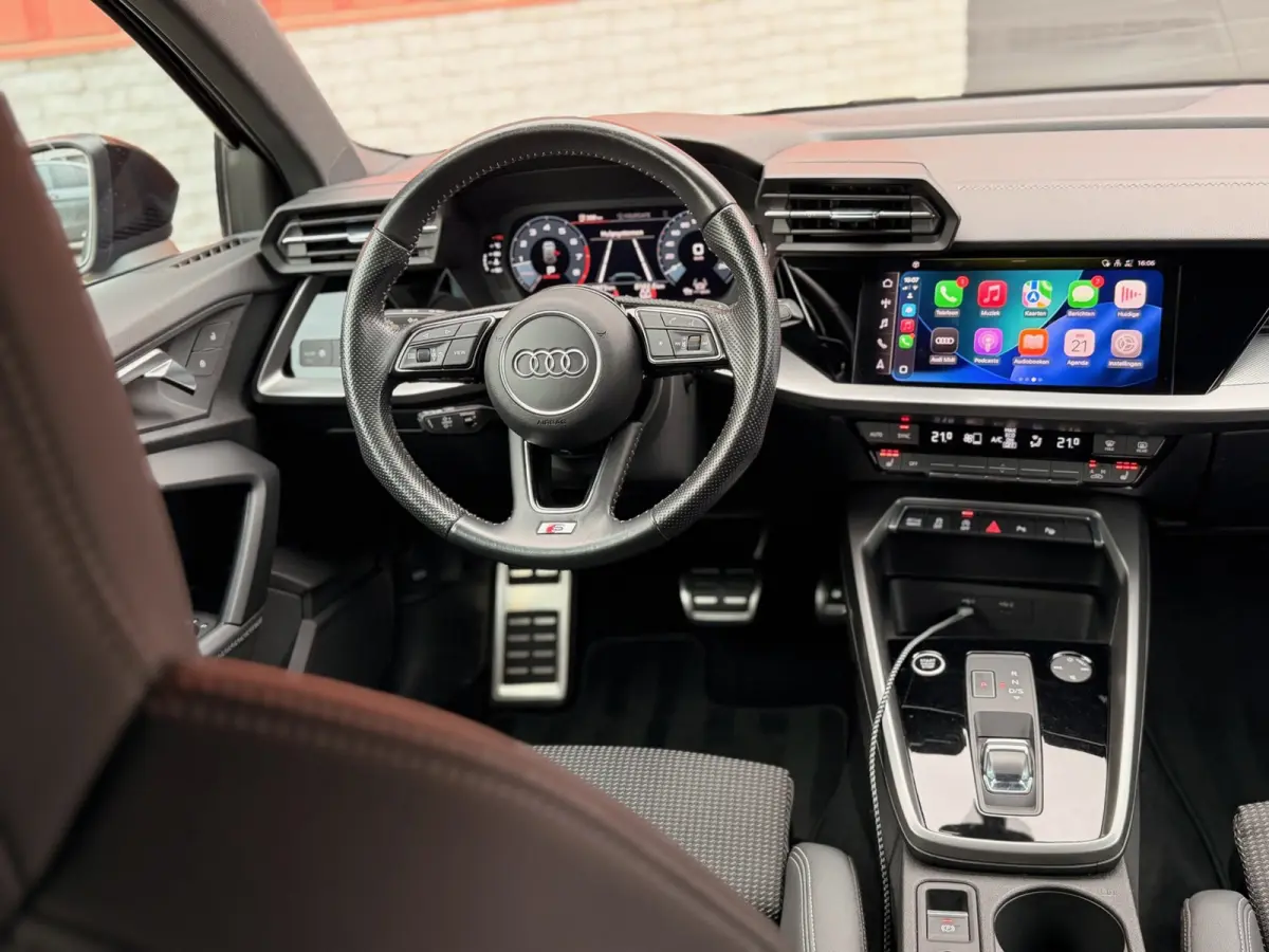 35 TFSI 3x S-Line Carplay PDC ACC DAB 19"RS