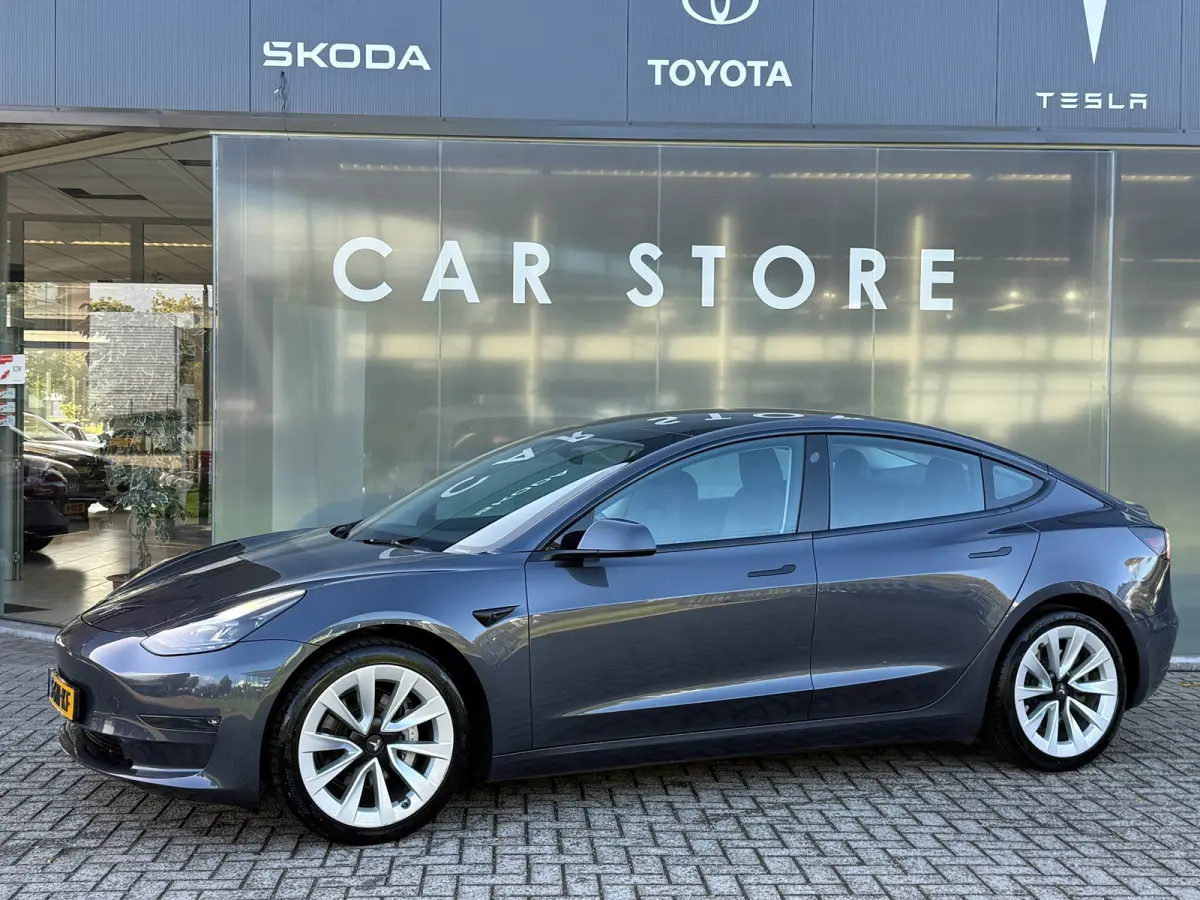 Long Range AWD 75 kWh 94% SOH AUTOPILOT
