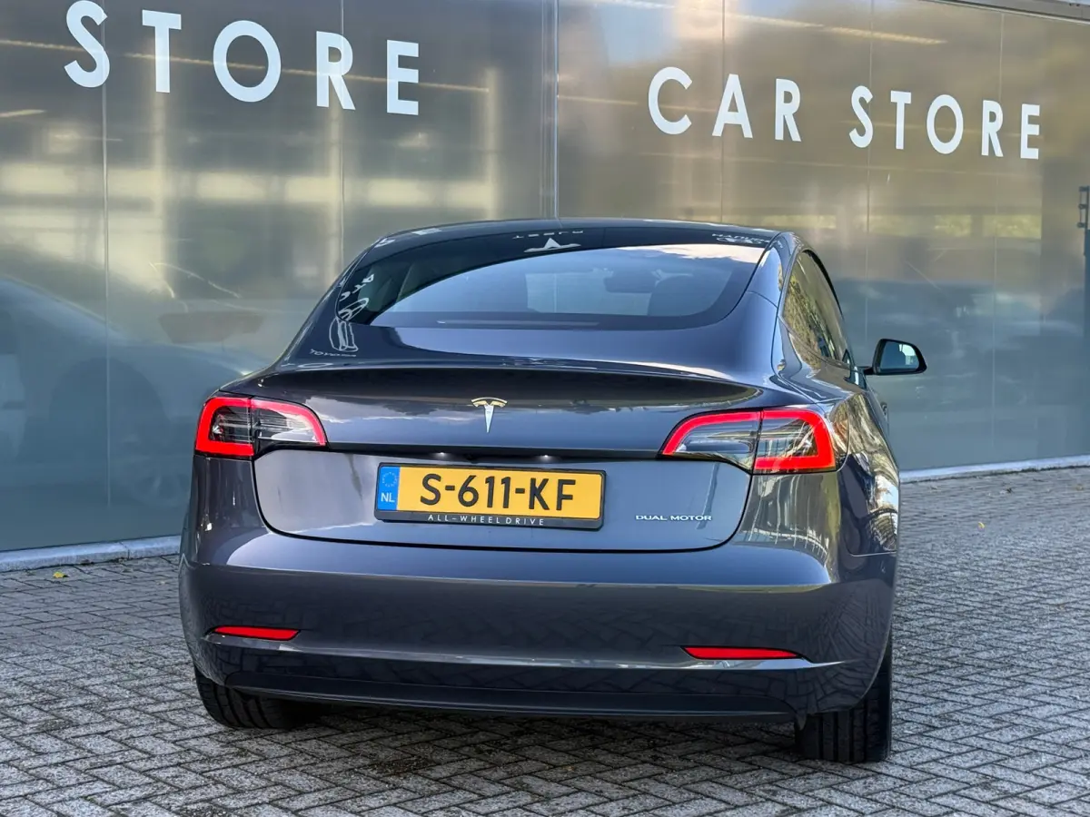 Long Range AWD 75 kWh 94% SOH AUTOPILOT