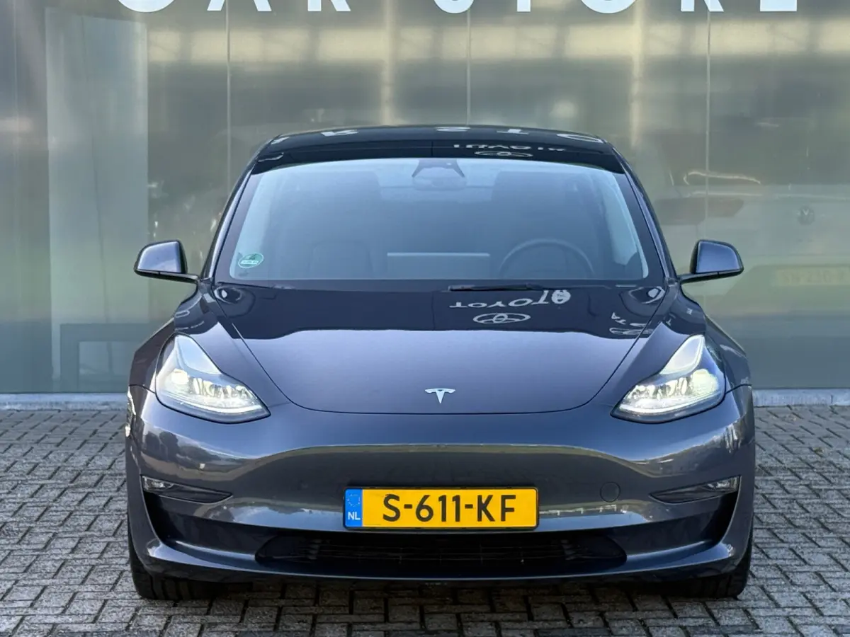 Long Range AWD 75 kWh 94% SOH AUTOPILOT