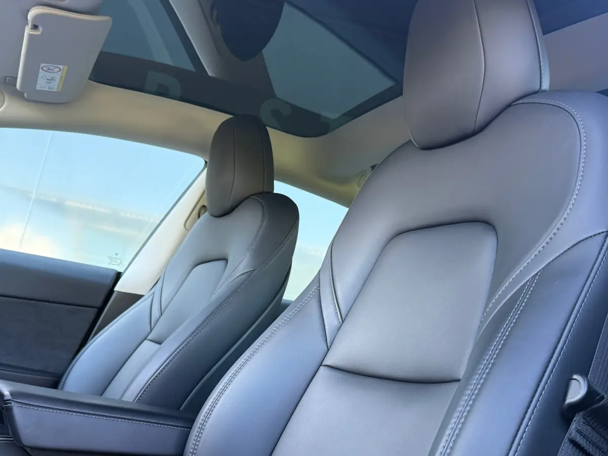 Long Range AWD 75 kWh 94% SOH AUTOPILOT