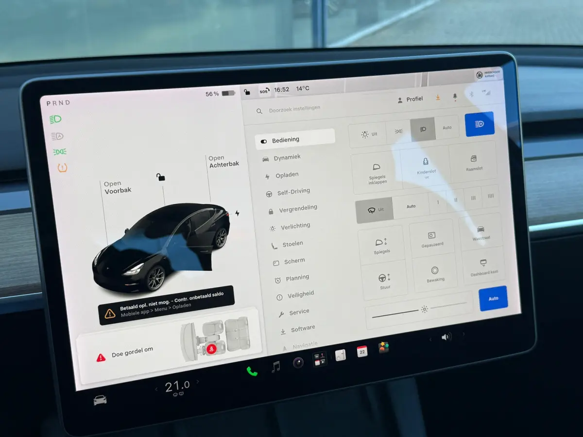 Standard RWD Plus 60 kWh LFP 93% SOH AUTOPILOT