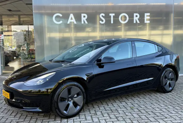 Standard RWD Plus 60 kWh LFP 93% SOH AUTOPILOT
