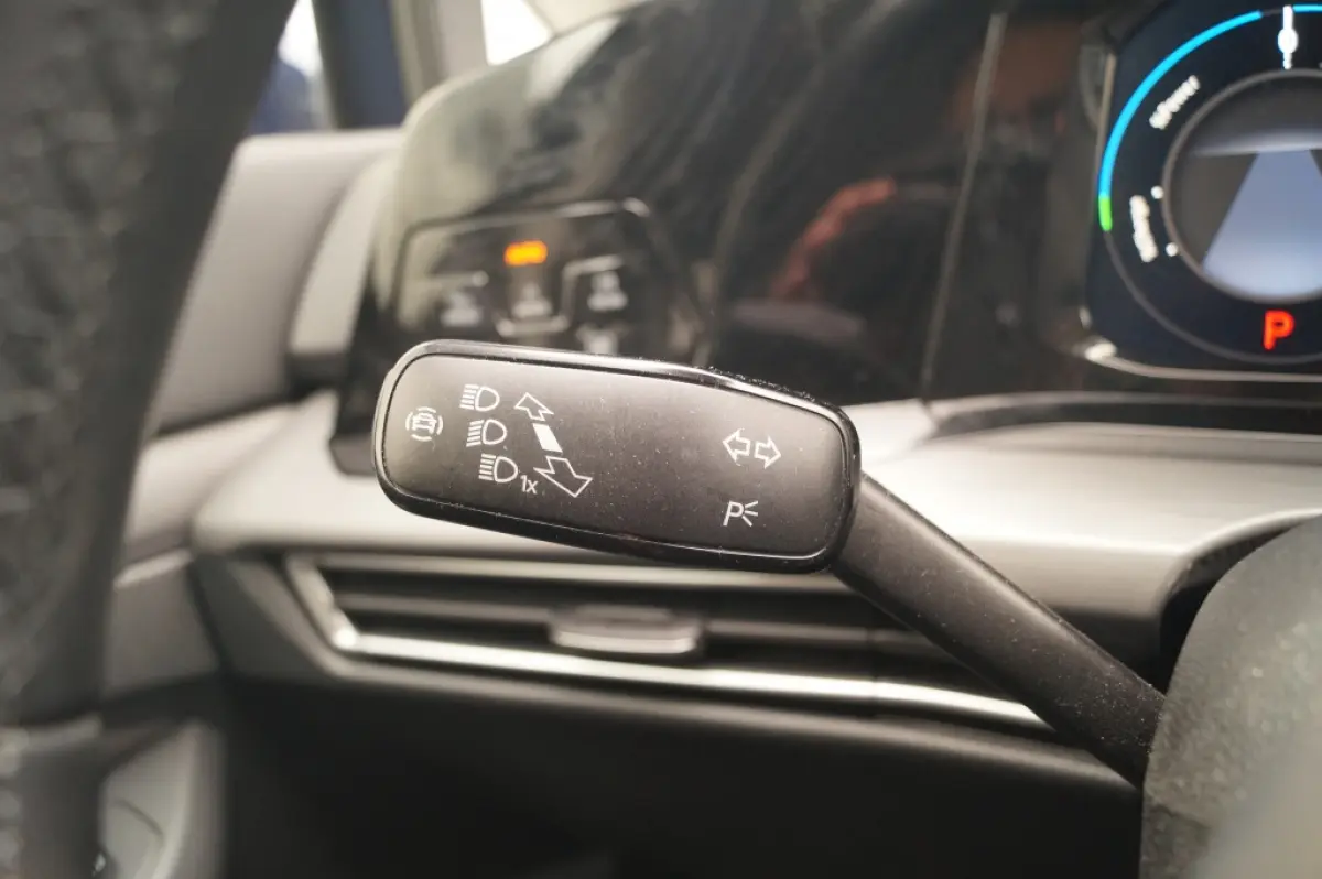 1.4 eHybrid PHEV Style -PANO-NAVI-ECC-LED-PDC-