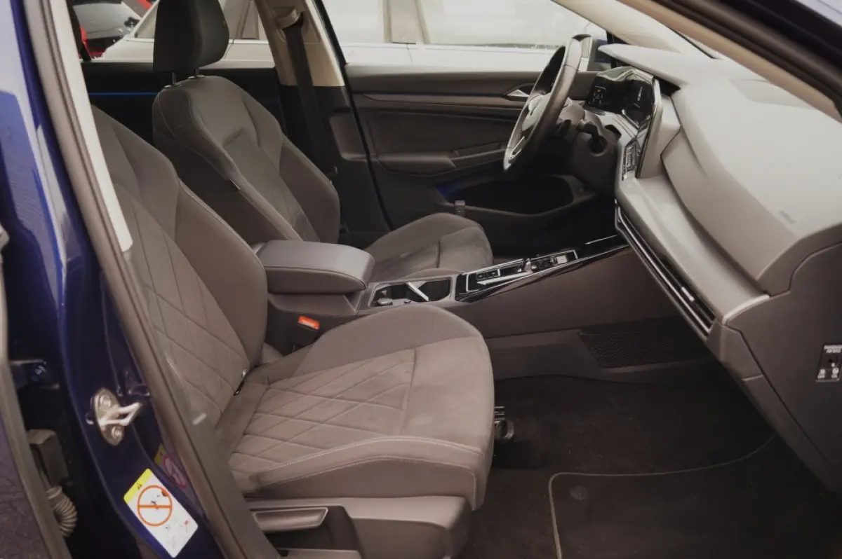 1.4 eHybrid PHEV Style -PANO-NAVI-ECC-LED-PDC-