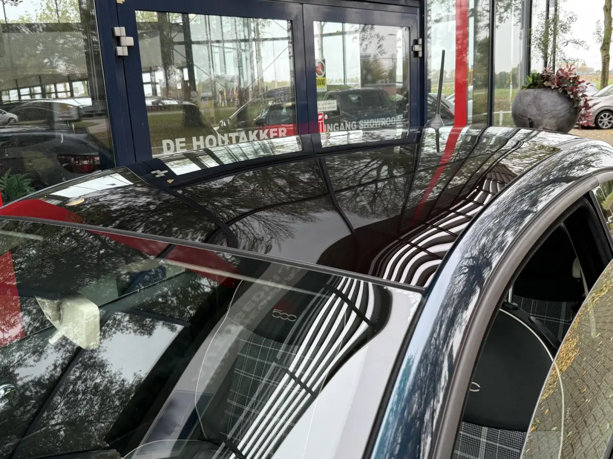 0.9 TwinAir Turbo | Panoramadak | Airco | Parkeersensoren | | Licht metalen velgen