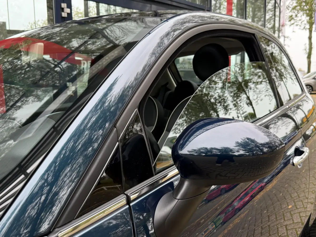 0.9 TwinAir Turbo | Panoramadak | Airco | Parkeersensoren | | Licht metalen velgen