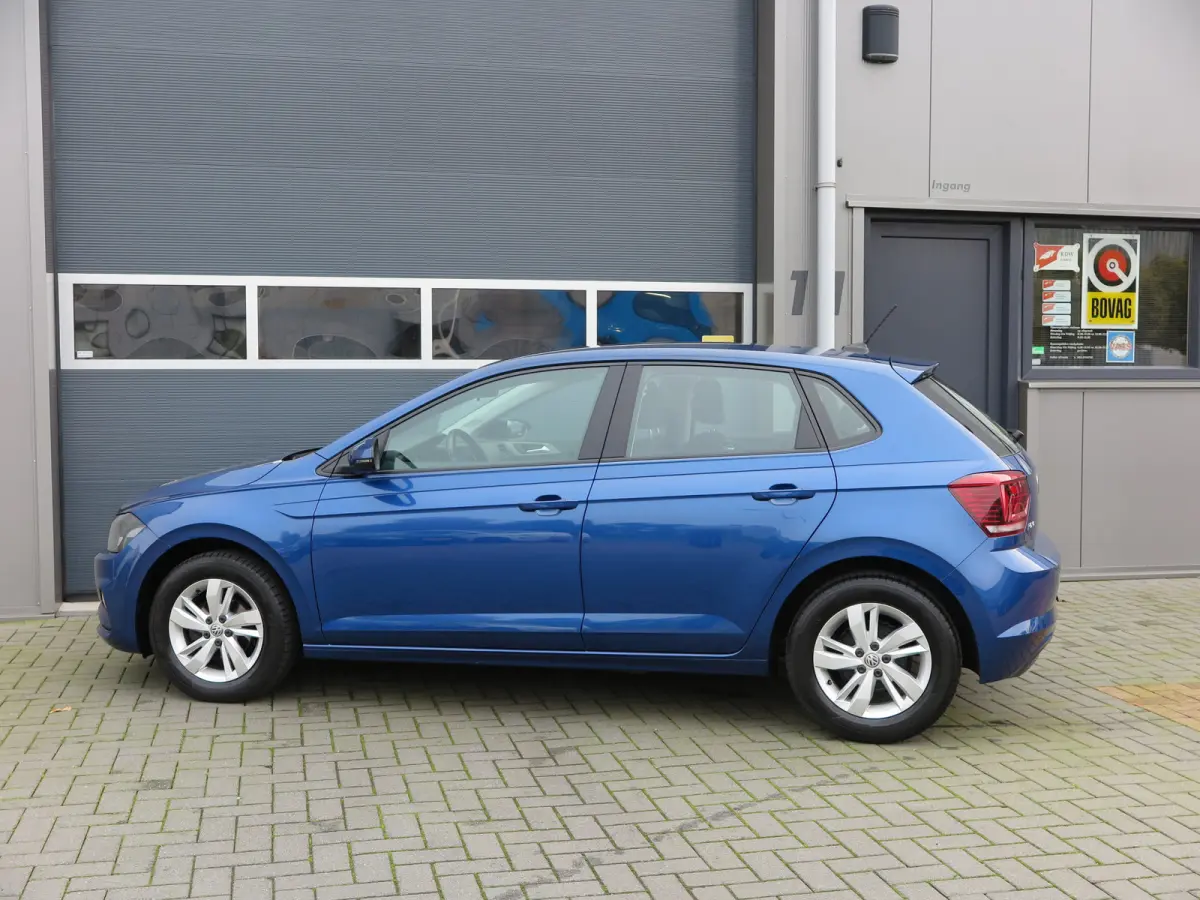 1.0 TSI 95pk Comfortline Cruise control , LMV 15", Carplay , Navi , Stuurwiel multifunctioneel . etc. .