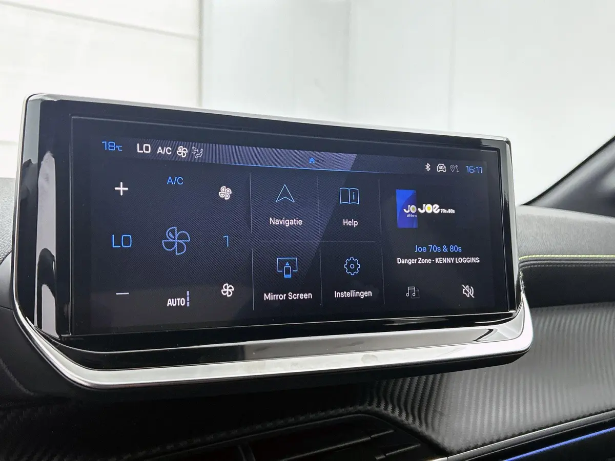 GT Hybrid 110pk Automaat | Navigatie | Camera v+a | Climate Control | Adaptieve Cruise Control | Parkeersensoren v+a | Dodehoeksensor | Armsteun | Digitaal instrumentenpaneel | Draadloze App