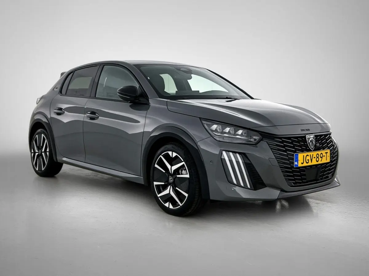 GT Hybrid 110pk Automaat | Navigatie | Camera v+a | Climate Control | Adaptieve Cruise Control | Parkeersensoren v+a | Dodehoeksensor | Armsteun | Digitaal instrumentenpaneel | Draadloze App