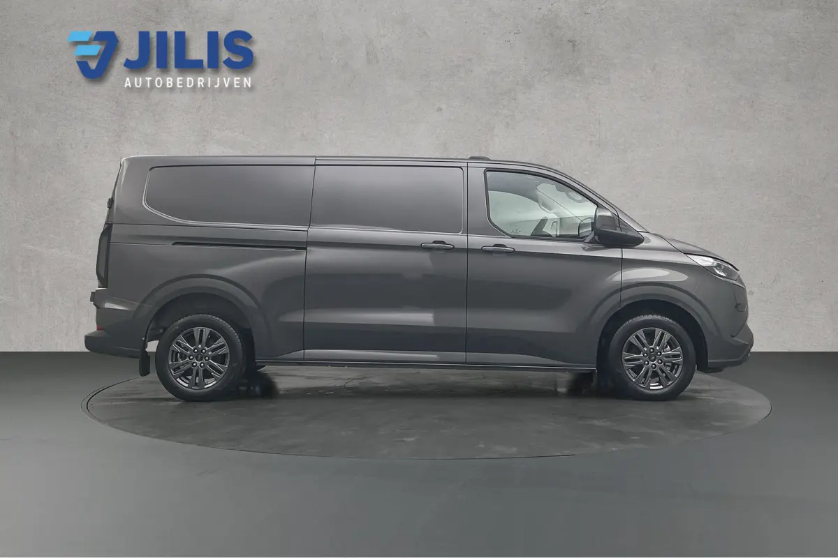 320 2.5 PHEV L2H1 Limited | Trekhaak uitklapbaar | Stoelverwarming
